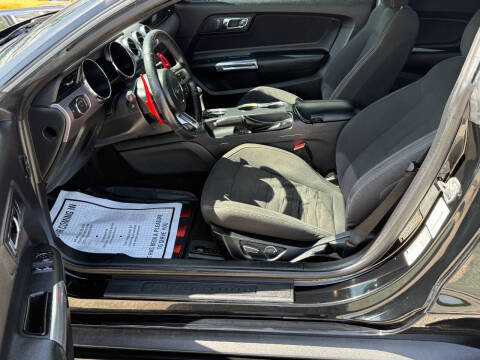 2017 Ford Mustang EcoBoost Premium