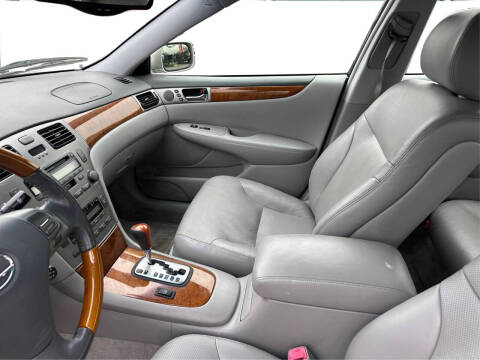 2005 Lexus ES 330