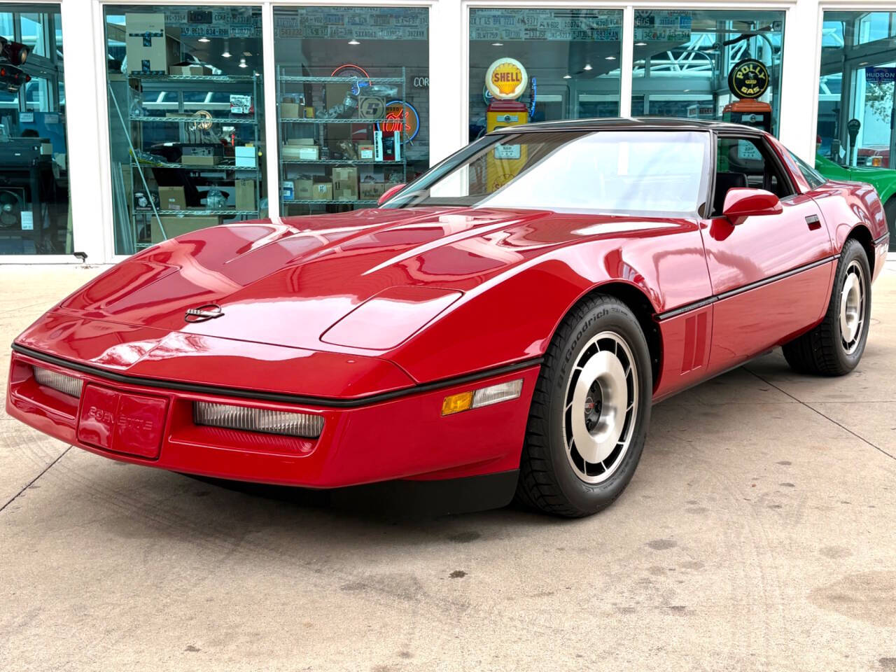 1985 Chevrolet Corvette 12