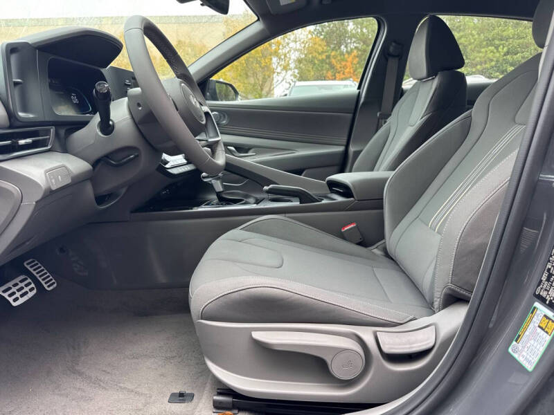 2026 Hyundai Elantra SEL Sport