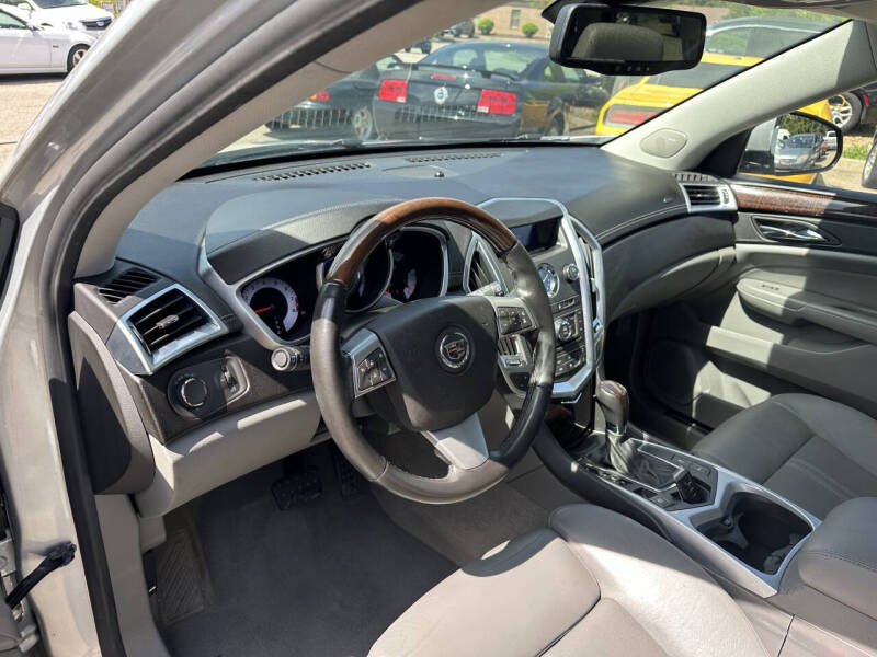 2011 Cadillac SRX Luxury Collection