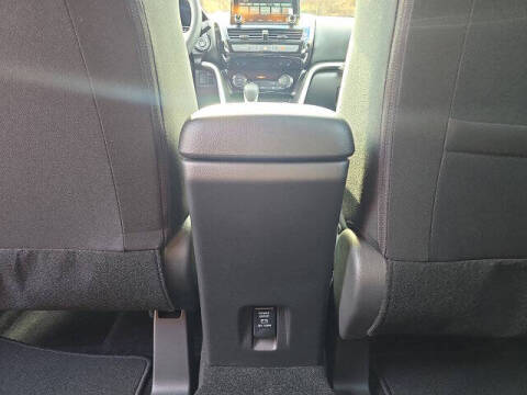 2026 Mitsubishi Eclipse Cross LE