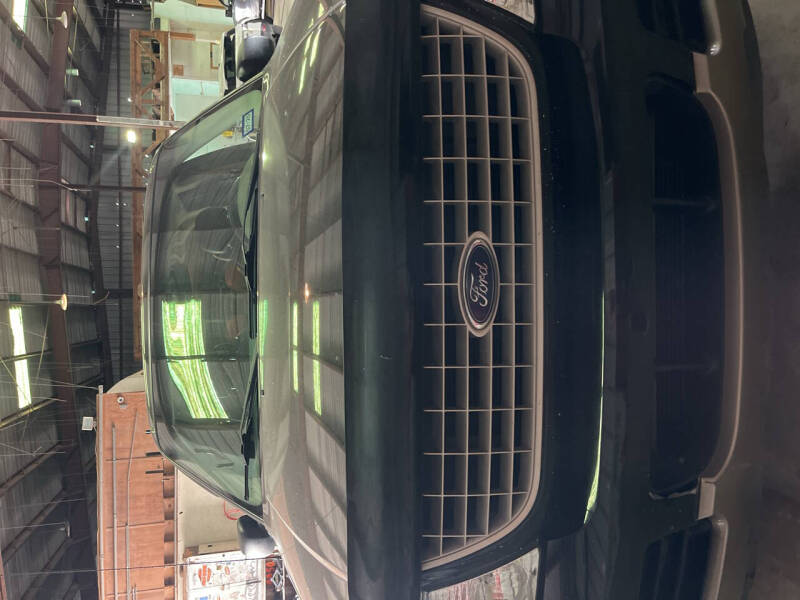 2004 Ford Explorer Eddie Bauer