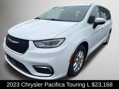 2023 Chrysler Pacifica Touring L