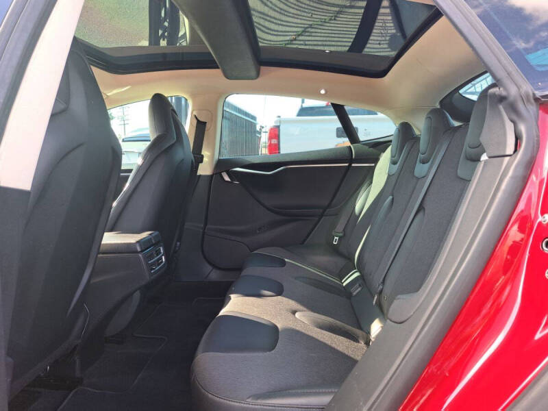 2013 Tesla Model S Performance