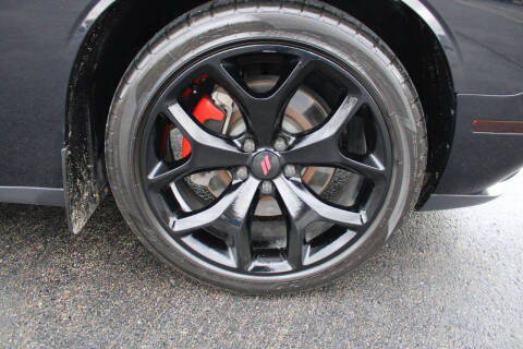 2015 Dodge Challenger SXT Plus