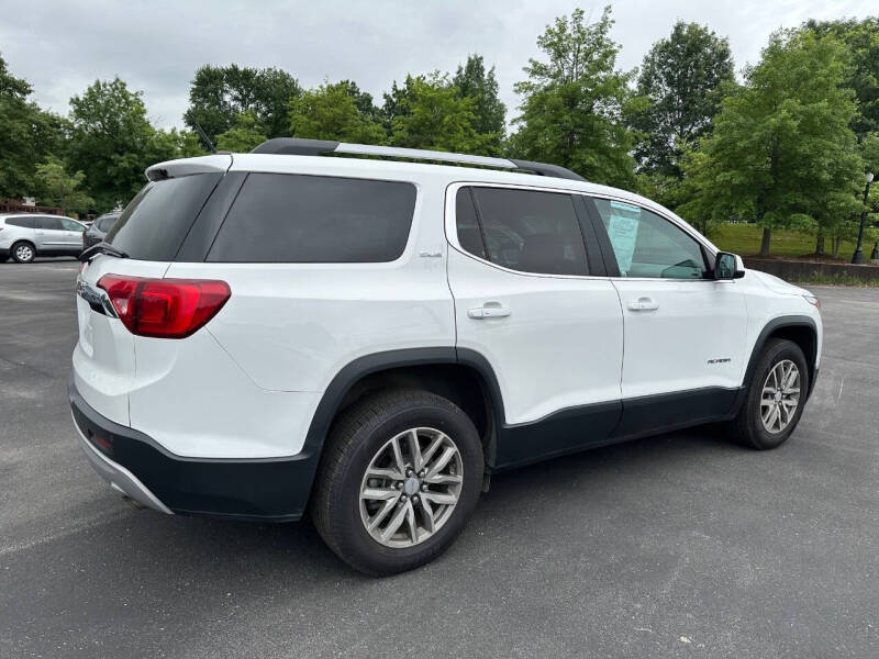 2017 GMC Acadia SLE-2