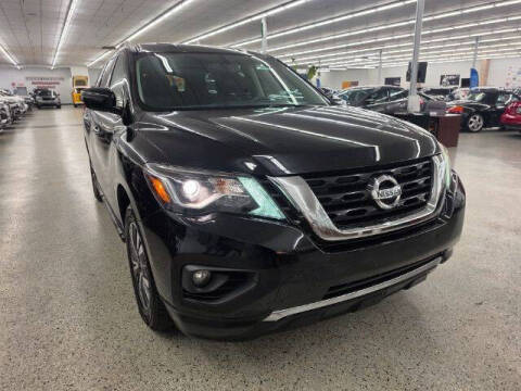 2017 Nissan Pathfinder SV
