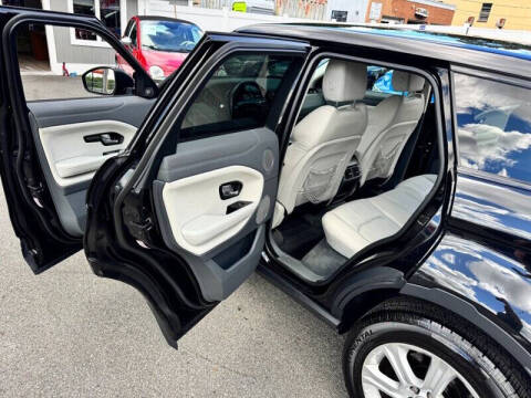 2018 Land Rover Range Rover Evoque SE