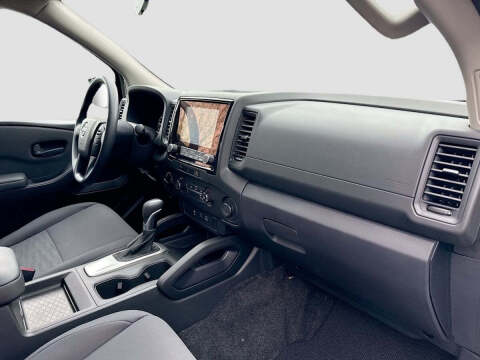 2023 Nissan Frontier S