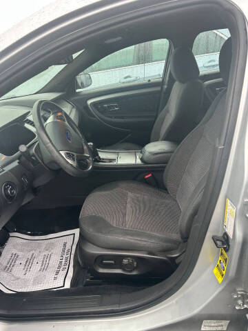 2015 Ford Taurus SEL