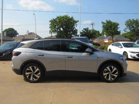 2023 Volkswagen ID.4 Pro