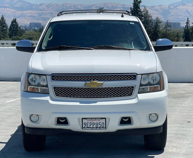 2013 Chevrolet Tahoe LS photo 2