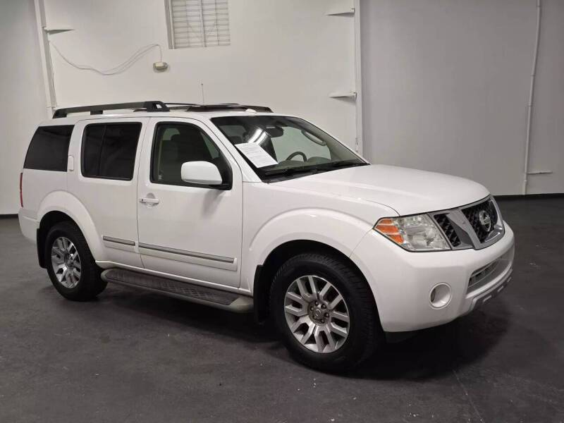 2012 Nissan Pathfinder for sale at Southern Star Automotive, Inc. in Duluth GA