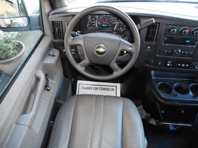 2017 Chevrolet Express LS 2500