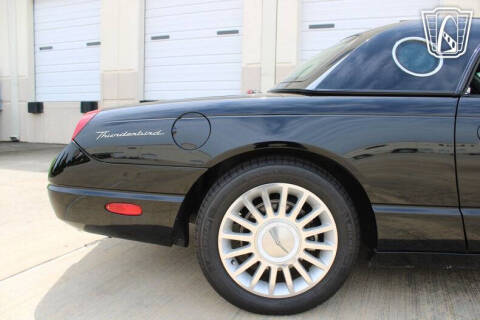 2004 Ford Thunderbird Deluxe