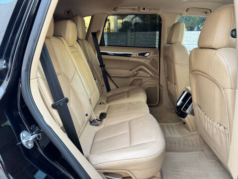 2012 Porsche Cayenne S