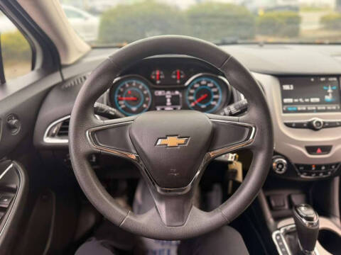 2017 Chevrolet Cruze LS Auto