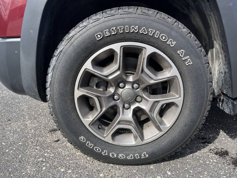 2020 Jeep Cherokee Trailhawk