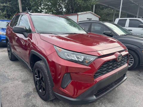 2020 Toyota RAV4 LE