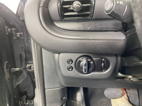 2017 MINI Clubman Cooper