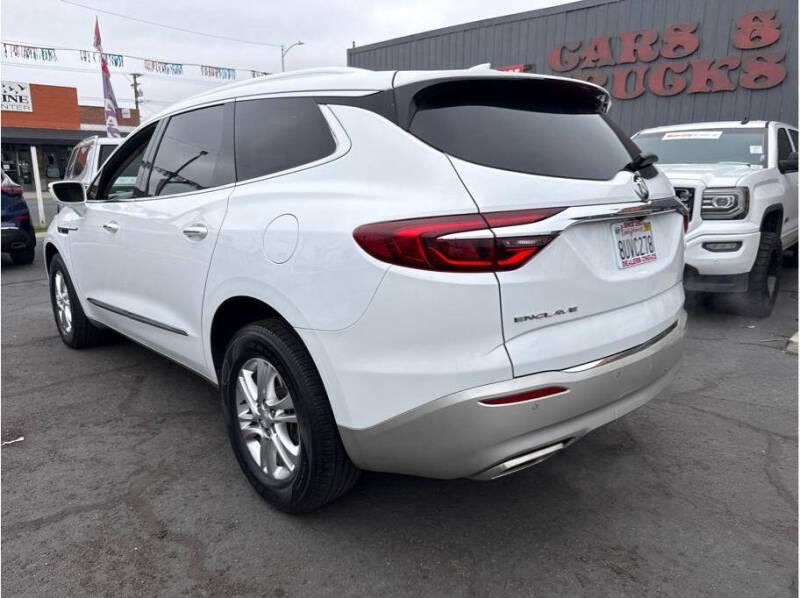 2020 Buick Enclave Essence