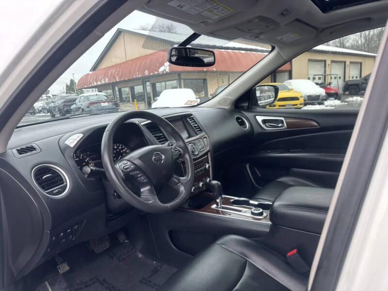 2017 Nissan Pathfinder