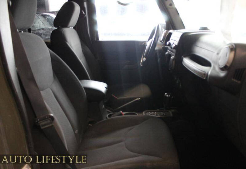 2015 Jeep Wrangler Unlimited Sport