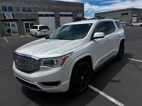 2017 GMC Acadia Denali