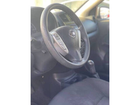 2016 Nissan Versa 1.6 S