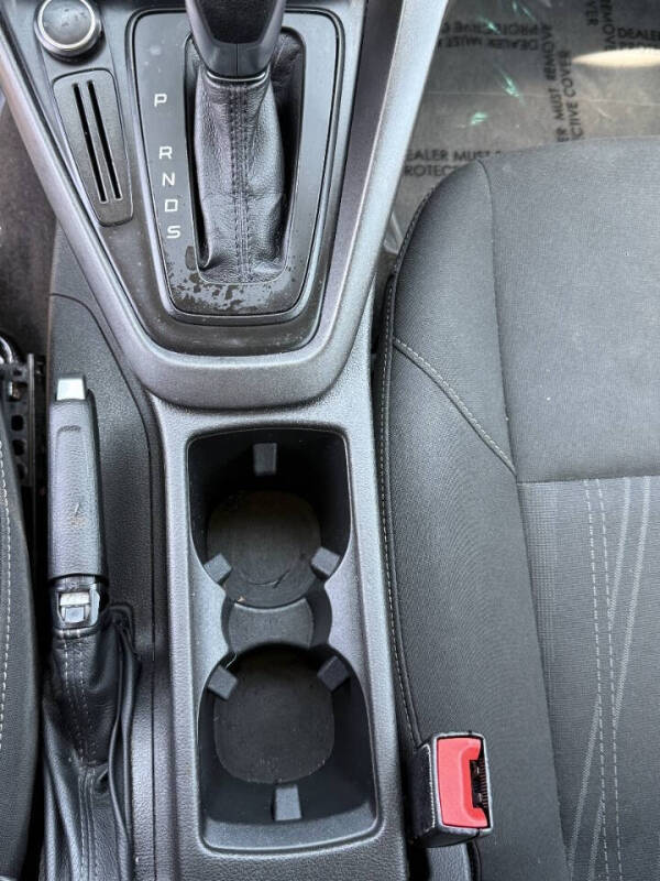 2017 Ford Focus SEL