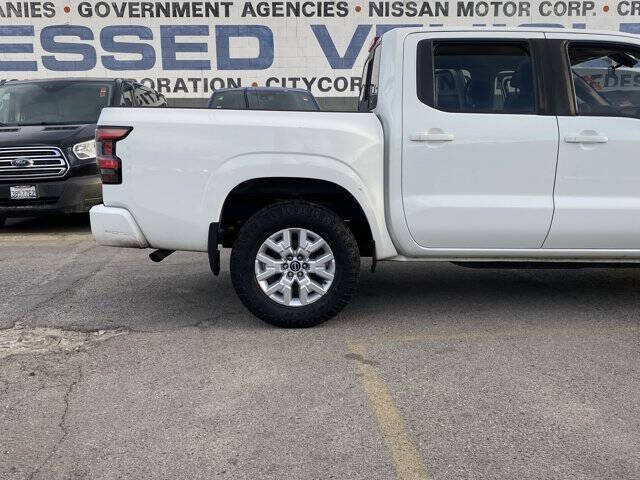 2022 Nissan Frontier SV