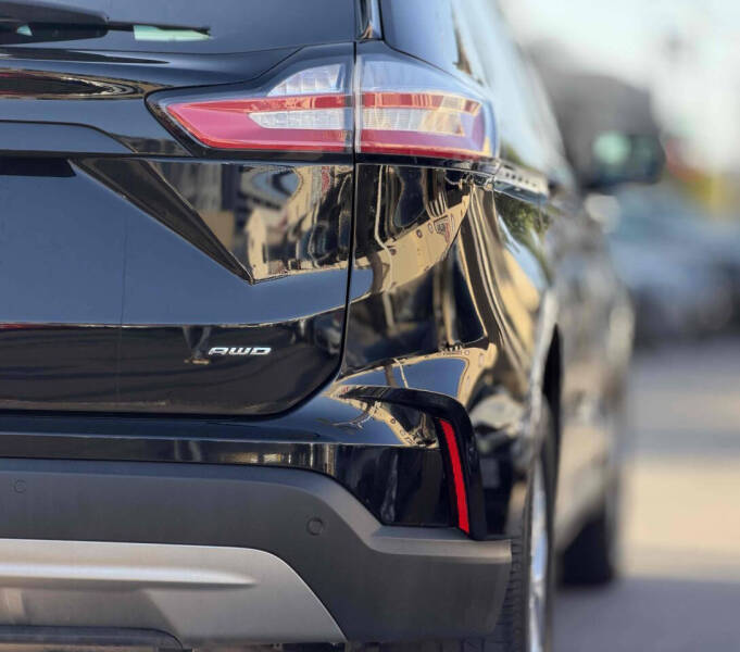 2021 Ford Edge