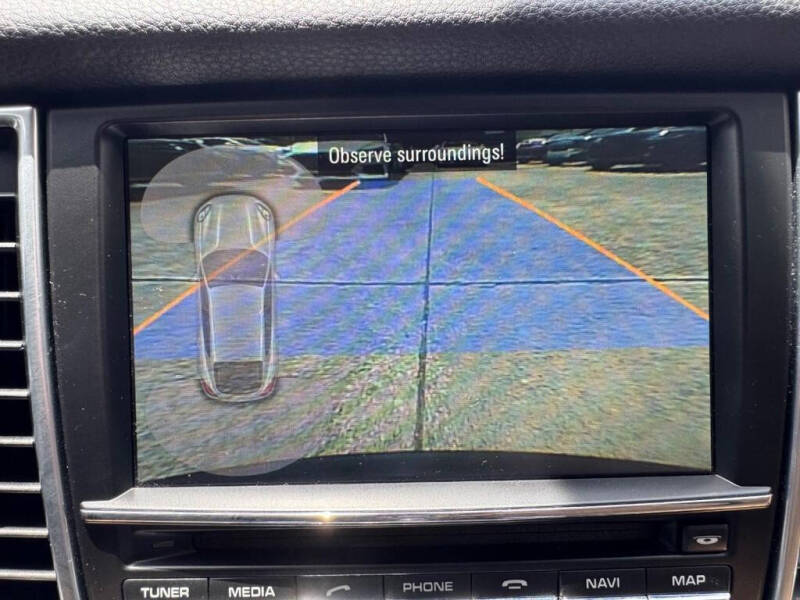 2016 Porsche Panamera