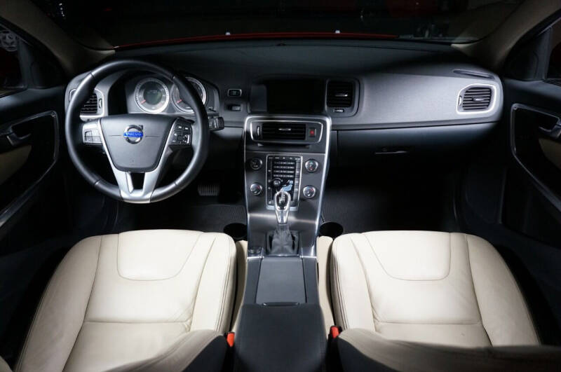 2013 Volvo S60 T5 Premier Plus