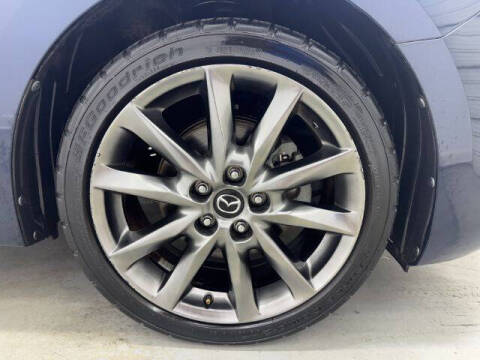 2018 Mazda MAZDA3 Touring