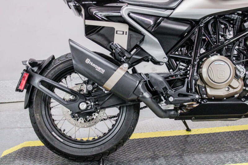 2020 Husqvarna Svartpilen 701