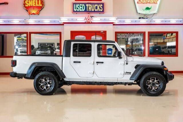 2020 Jeep Gladiator Sport