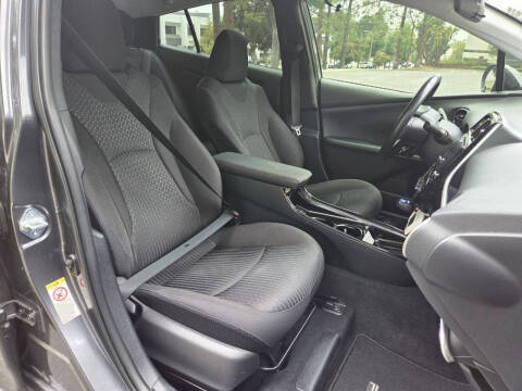 2017 Toyota Prius Three