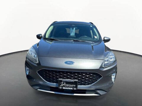 2020 Ford Escape Titanium