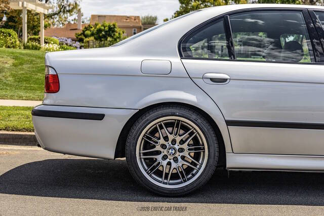 2002 BMW M5
