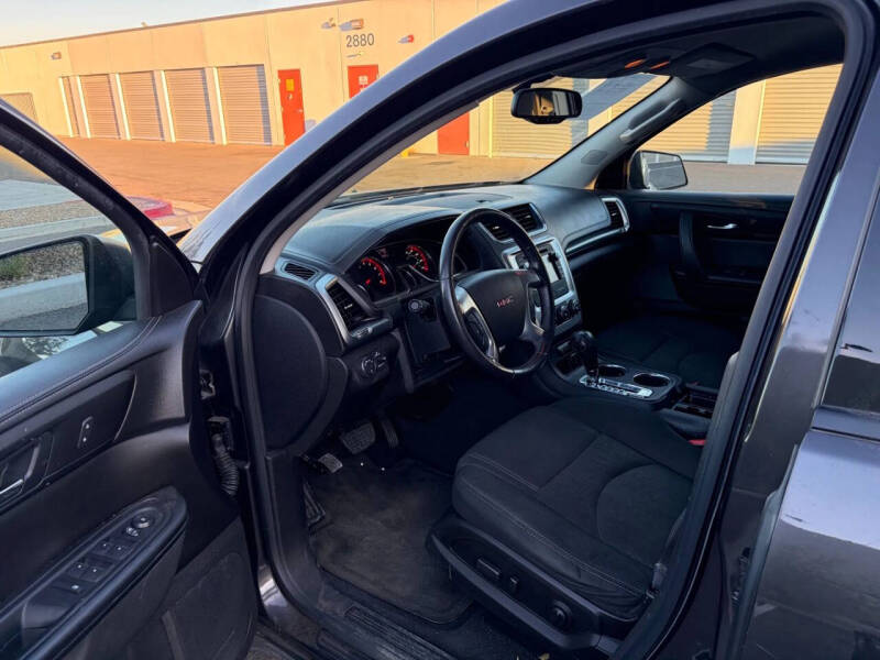 2015 GMC Acadia SLE-2