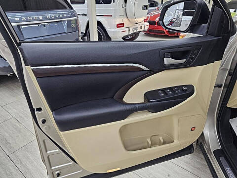 2016 Toyota Highlander