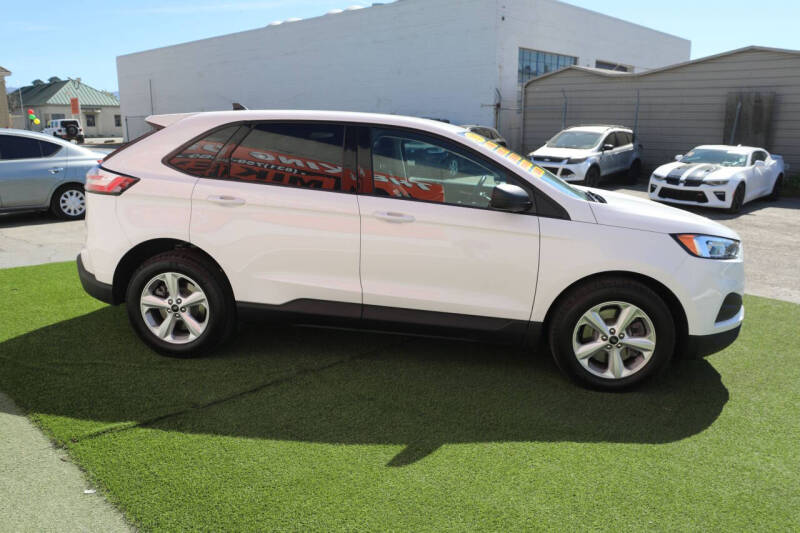 2023 Ford Edge SE