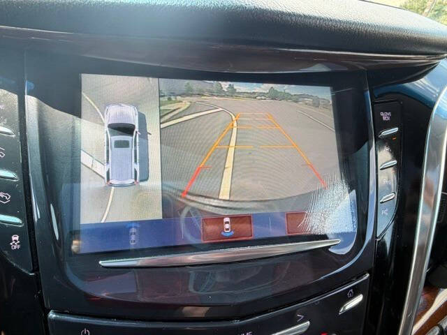 2018 Cadillac Escalade ESV Luxury