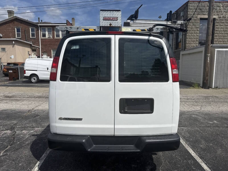 2019 Chevrolet Express 2500