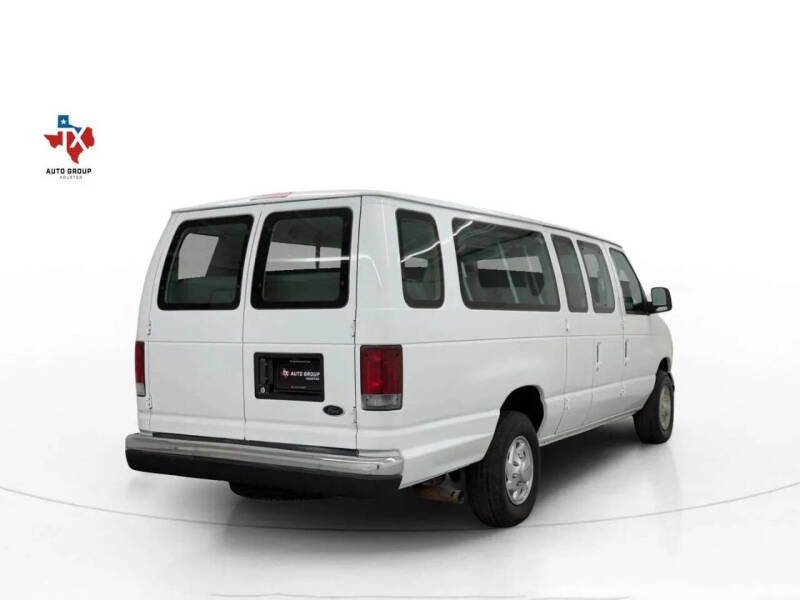 2003 Ford E-Series E-350 SD XL