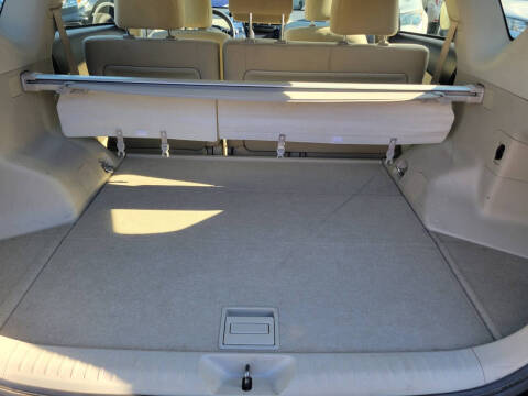 2013 Toyota Prius v Two