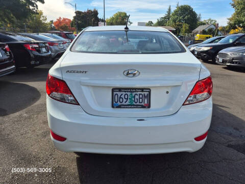 2013 Hyundai Accent GLS