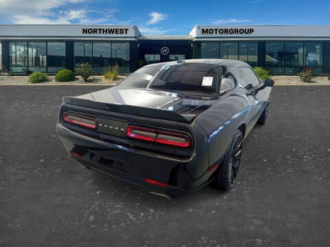 2021 Dodge Challenger SXT